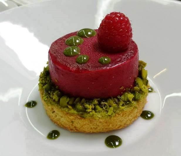 Logis Hotels - Le Pont Bernet - Hotel 2 Etoiles Et Restaurant Le Pian-Medoc ภายนอก รูปภาพ